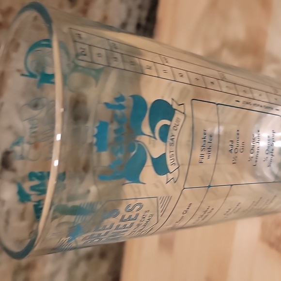 Gin Cocktail Recipe Glass - Picture 11 of 12